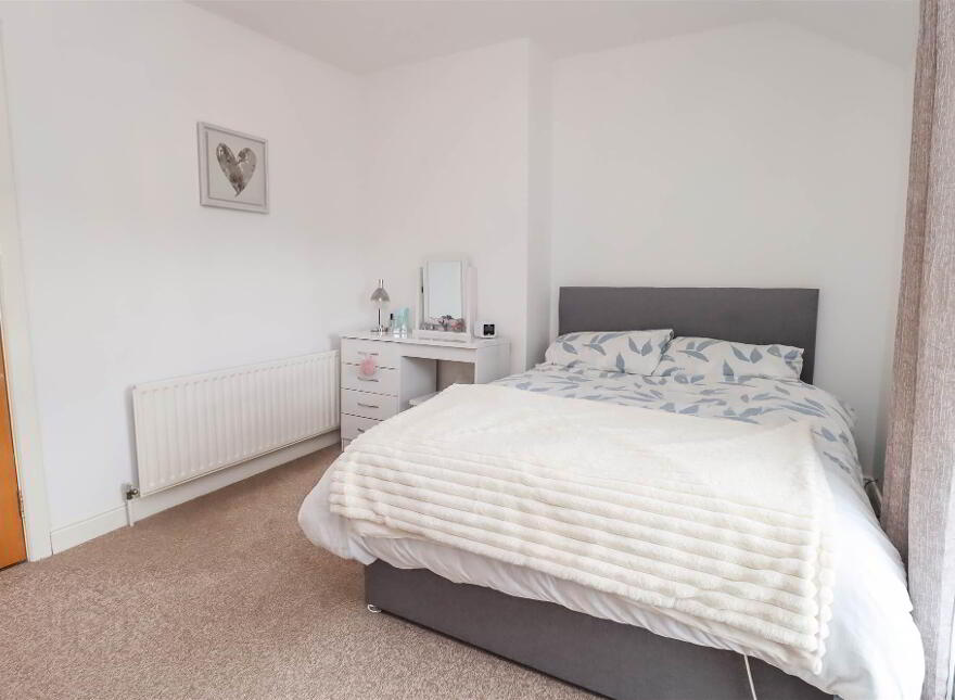 86 Gransha Road, Dundonald, Belfast, BT16 1XQ