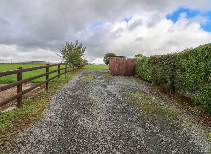 86 Gransha Road, Dundonald, Belfast, BT16 1XQ