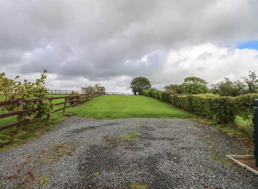 86 Gransha Road, Dundonald, Belfast, BT16 1XQ