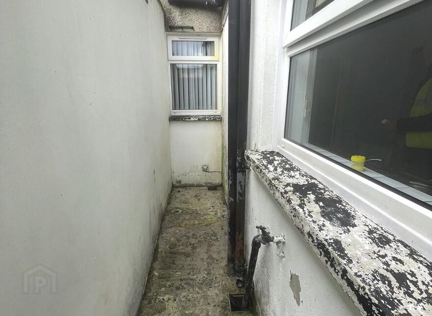 835 Crumlin Road, Belfast, BT14 8AA