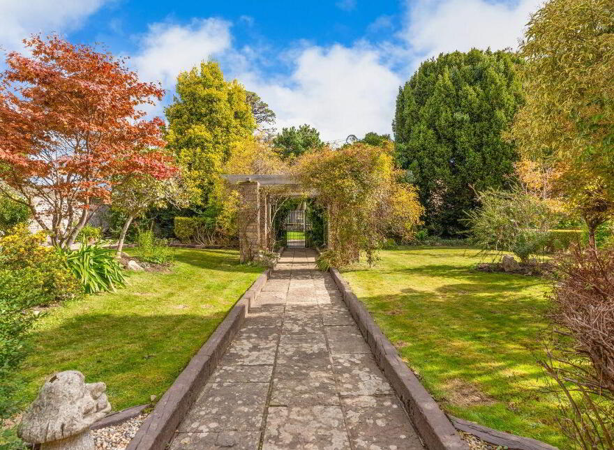 Washington House, Butterfield Avenue, Rathfarnham, Dublin 14, D14X9Y6