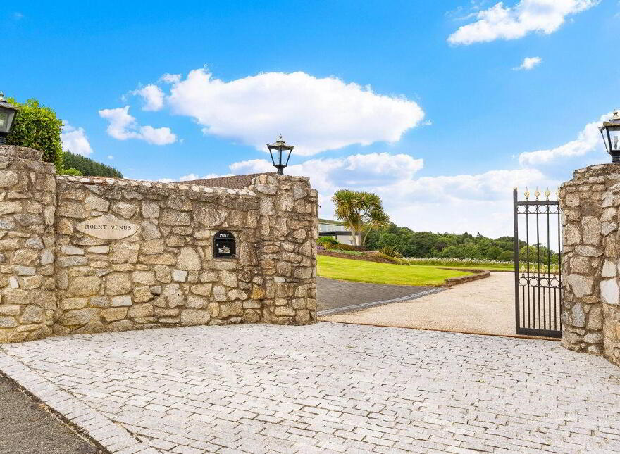 Mount Venus, Killakee Road, Rathfarnham, Dublin 16, D16N765