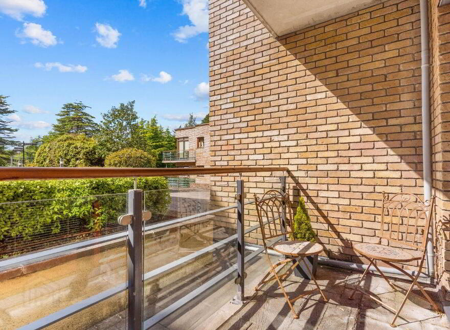242 John Hogan House, Loreto Abbey, Grange Road, Rathfarnham, Dublin 14, D14AX20