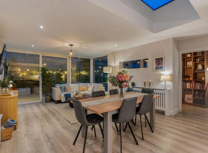 12 Airpark Rise, Rathfarnham, Rathfarnham, D16NV06