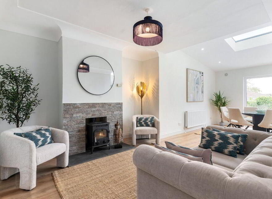 19 St. Enda's Drive, Rathfarnham, Dublin 14, D14H1W2