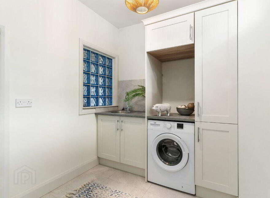 19 St. Enda's Drive, Rathfarnham, Dublin 14, D14H1W2