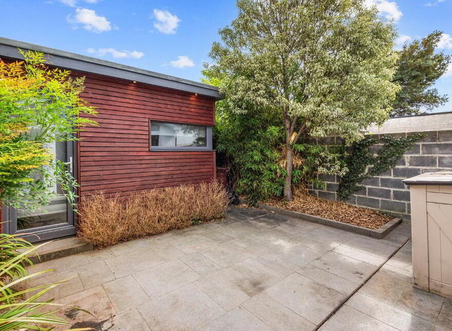 37 Llewellyn Court, Rathfarnham, Rathfarnham, D16NX48