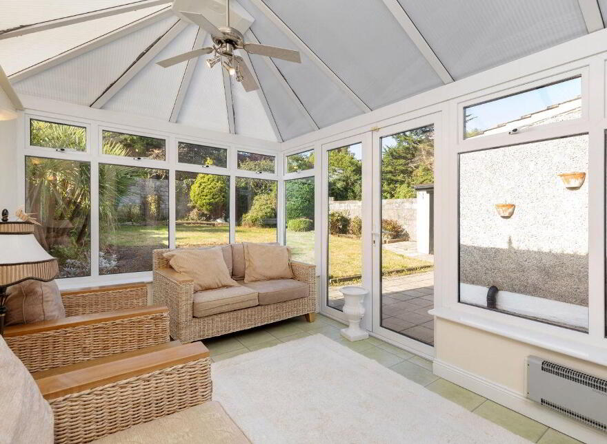 17 Hillside Park, Rathfarnham, Rathfarnham, D16T2P3
