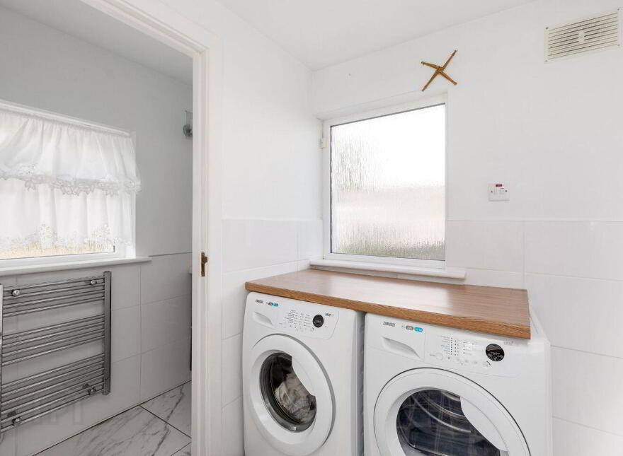 17 Hillside Park, Rathfarnham, Rathfarnham, D16T2P3