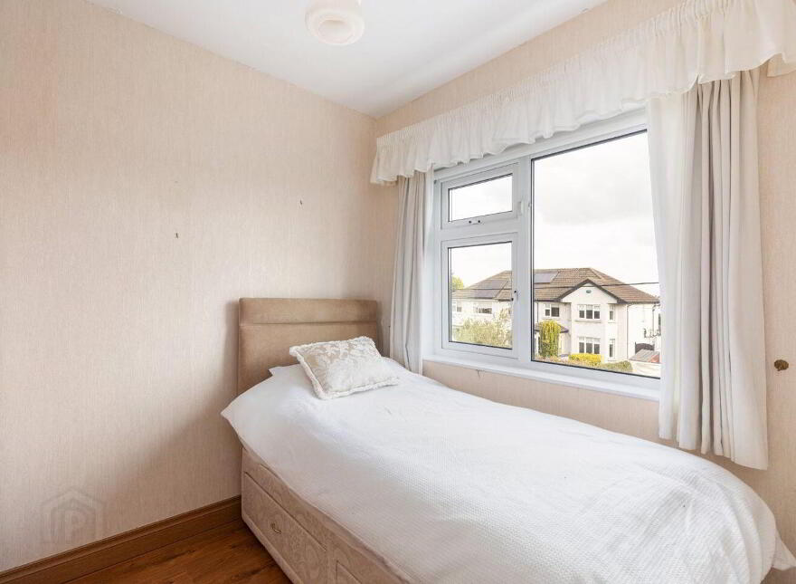 17 Hillside Park, Rathfarnham, Rathfarnham, D16T2P3