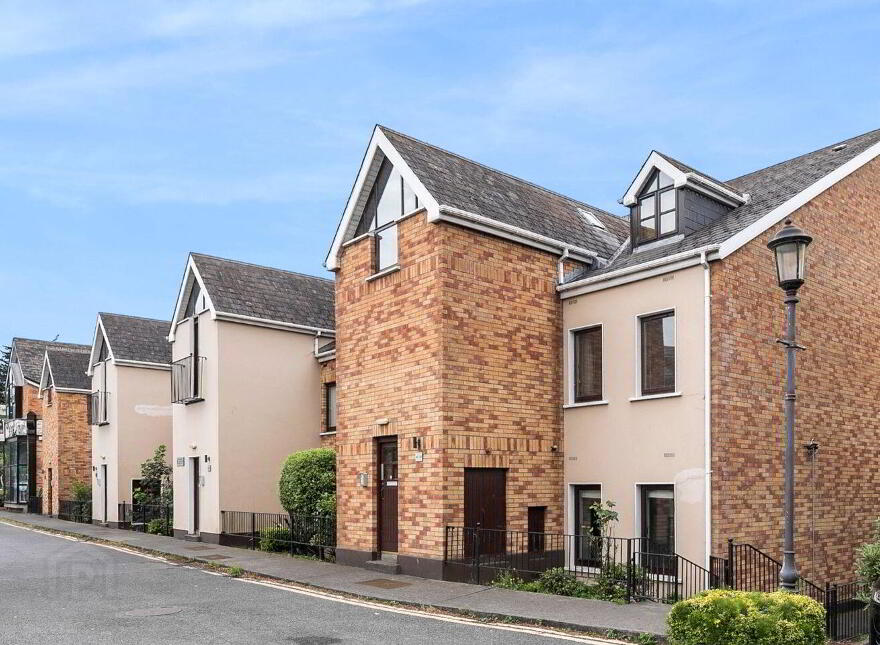 42 Village Court, Butterfield Avenue, Rathfarnham, Dublin 14, D14F430 photo