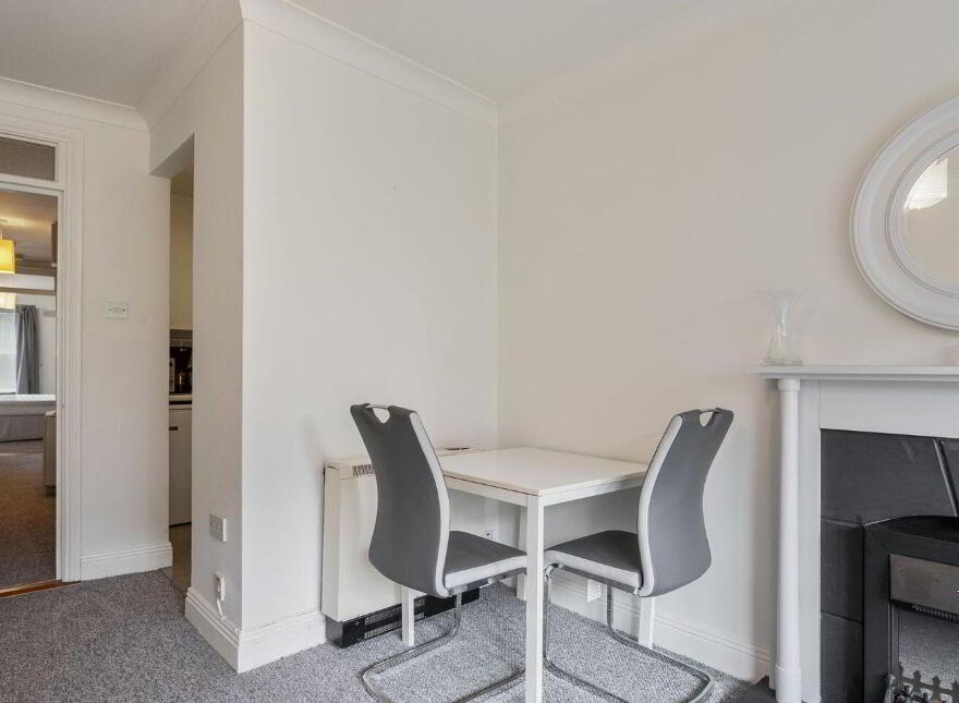 73 Windmill Lane Apartments, Grand Canal Dock, Dublin 2, D02XR22