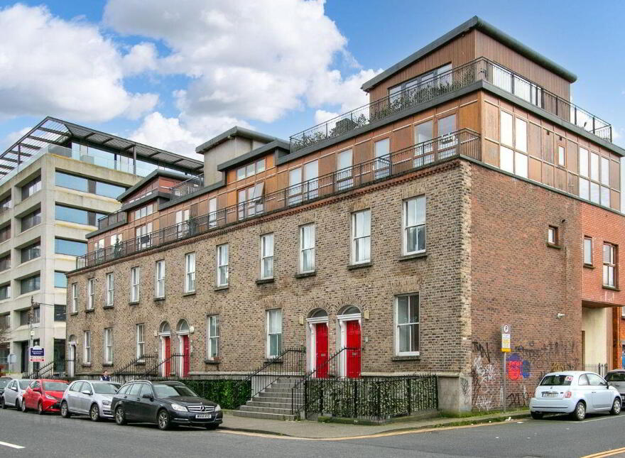 2 Hogan Square, Hogan Place, Dublin 2, D02EF95