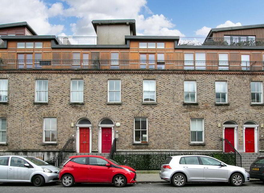 2 Hogan Square, Hogan Place, Dublin 2, D02EF95