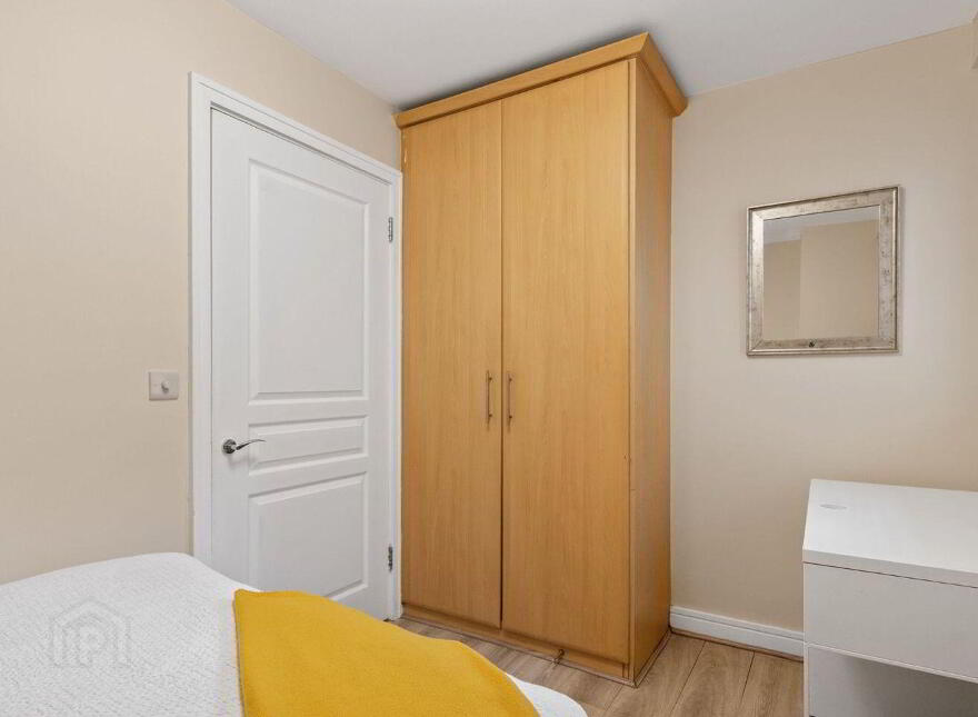 2 Hogan Square, Hogan Place, Dublin 2, D02EF95
