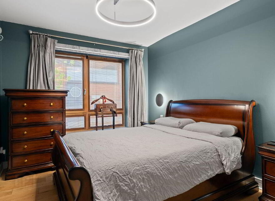 10 Symphony House, Adelaide Road, Dublin 2, D02VN22