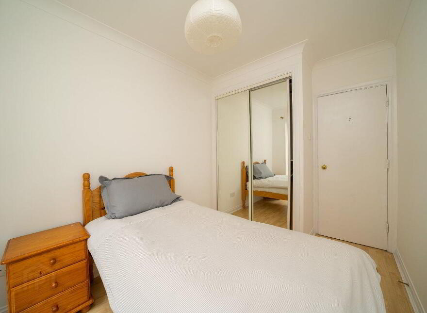 Apt 47, Pier 19, Ushers Island, Dublin 8, D08T9W6