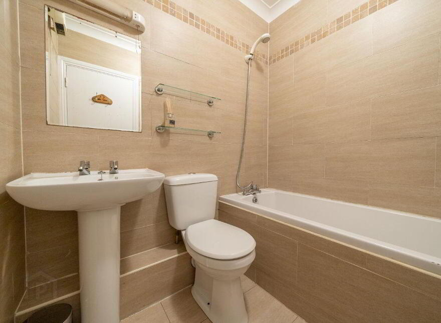 Apt 47, Pier 19, Ushers Island, Dublin 8, D08T9W6