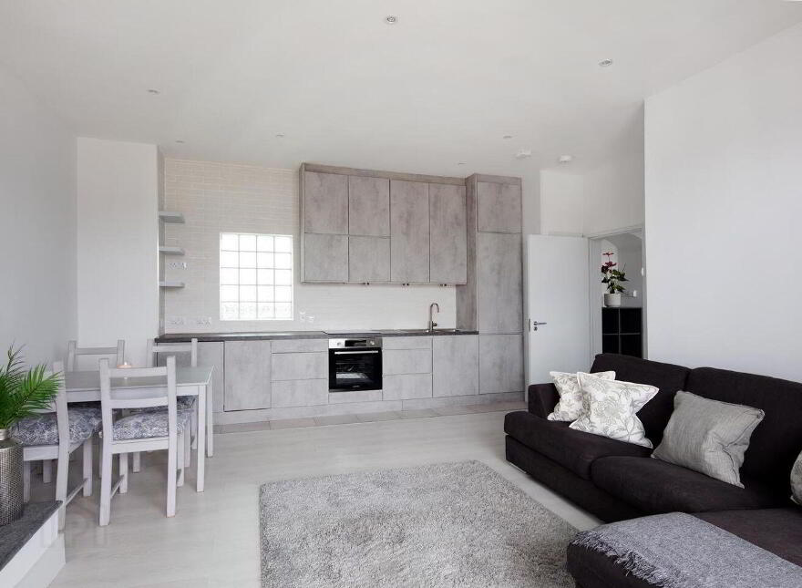 62 Beresford House, Custom House Square, IFSC, Ifsc, D01F1P0 photo