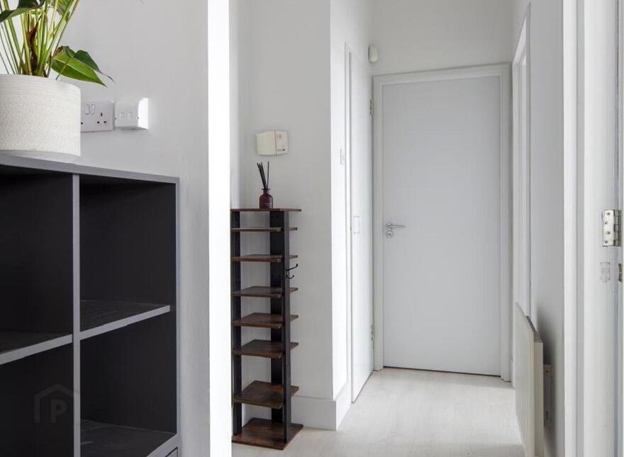 62 Beresford House, Custom House Square, IFSC, Ifsc, D01F1P0