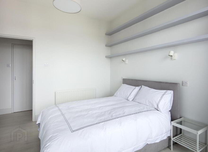 62 Beresford House, Custom House Square, IFSC, Ifsc, D01F1P0