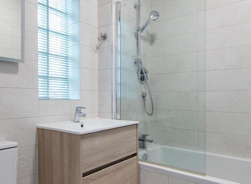 62 Beresford House, Custom House Square, IFSC, Ifsc, D01F1P0