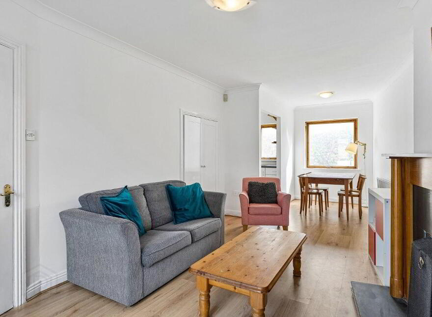 12 The Courtyard, Pleasants Street, South Circular Road, Dublin 8, D08F684