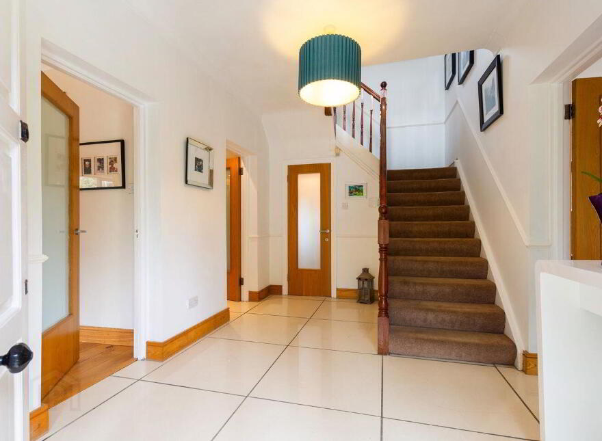 Holly Lodge, 1 Cenacle Grove, Killiney, A96RX93