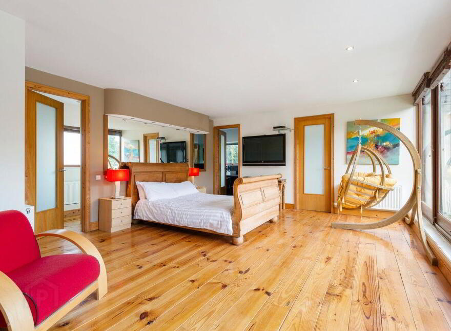 Holly Lodge, 1 Cenacle Grove, Killiney, A96RX93