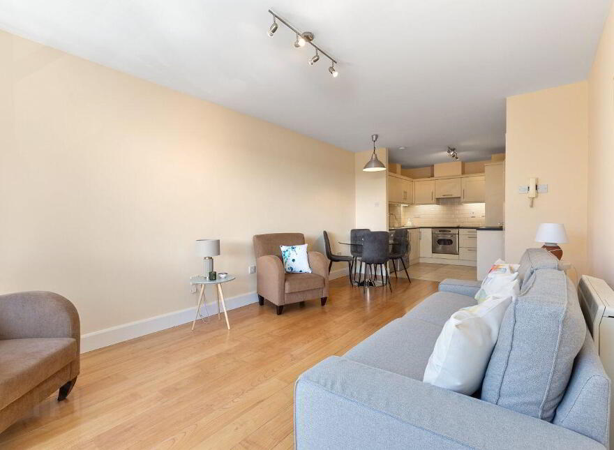 12 Saint Helen's Court, George's Street Lower, Dún Laoghaire, Dun Laoghaire, A96NH99