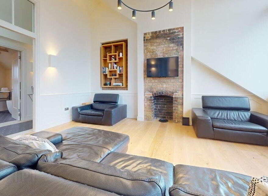 Apt 2, 89 George's Street Lower, Dún Laoghaire, Dun Laoghaire, A96K5EV