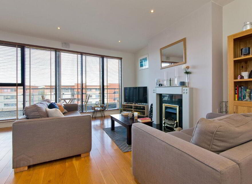 136 The Oval, Tullyvale, Cabinteely, Cabinteely, D18WT21