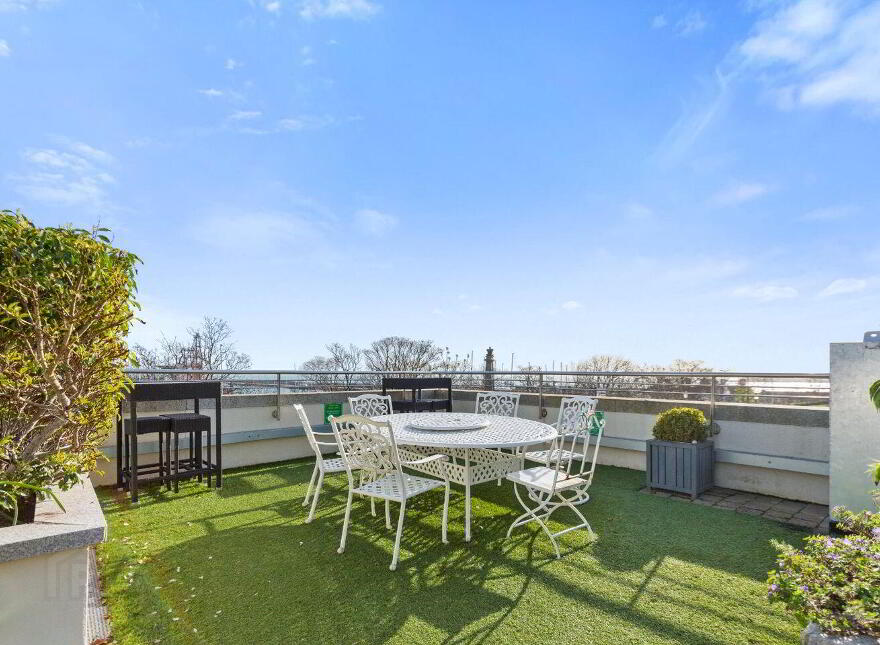 86 The Pavilion, Marine Road, Dún Laoghaire, Dun Laoghaire, A96FW13