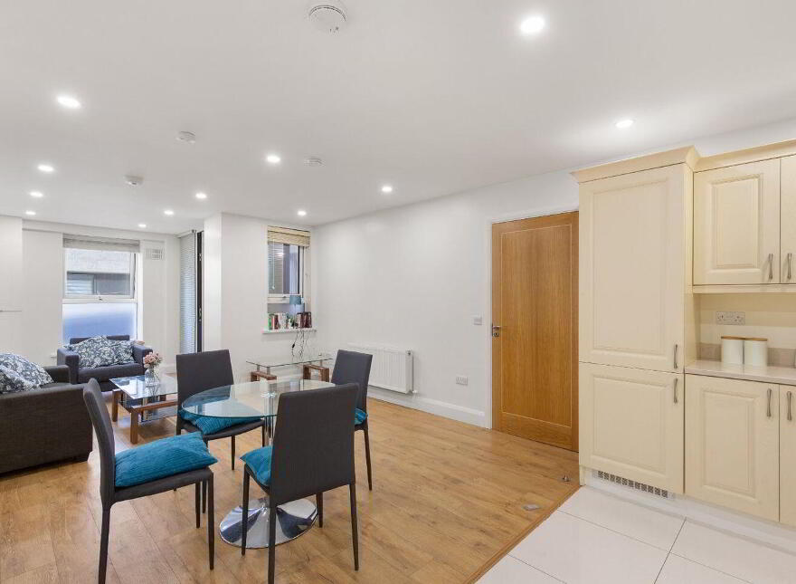 1 Adelphi Manor, 40 Georges Street Upper, Dún Laoghaire, Dun Laoghaire, A96E294