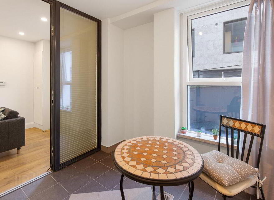 1 Adelphi Manor, 40 Georges Street Upper, Dún Laoghaire, Dun Laoghaire, A96E294