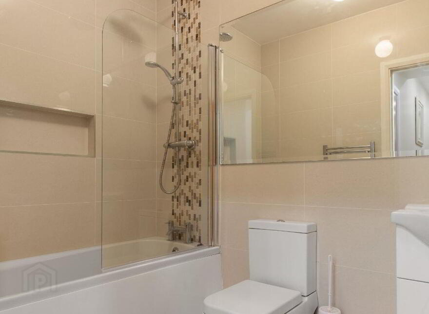1 Adelphi Manor, 40 Georges Street Upper, Dún Laoghaire, Dun Laoghaire, A96E294