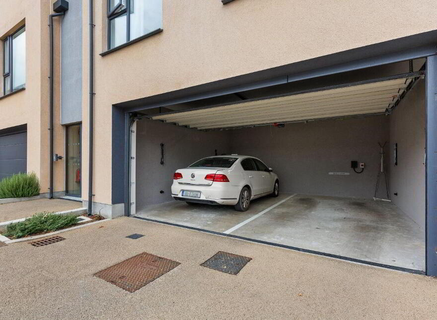 28 Tully Green, Cherrywood, Cherrywood, D18EHC6