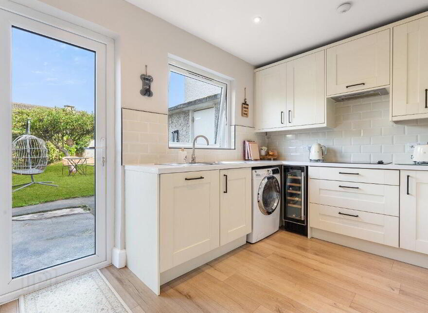 62 Kill Avenue, Dún Laoghaire, Dun Laoghaire, A96KD96
