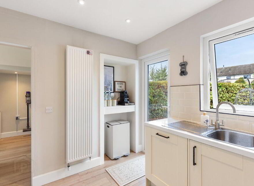 62 Kill Avenue, Dún Laoghaire, Dun Laoghaire, A96KD96