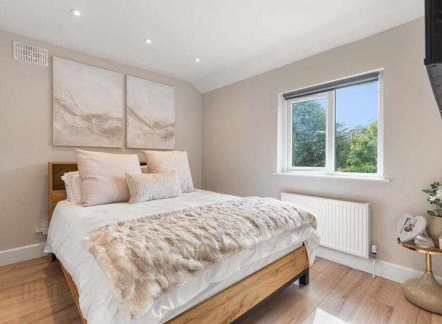 62 Kill Avenue, Dún Laoghaire, Dun Laoghaire, A96KD96