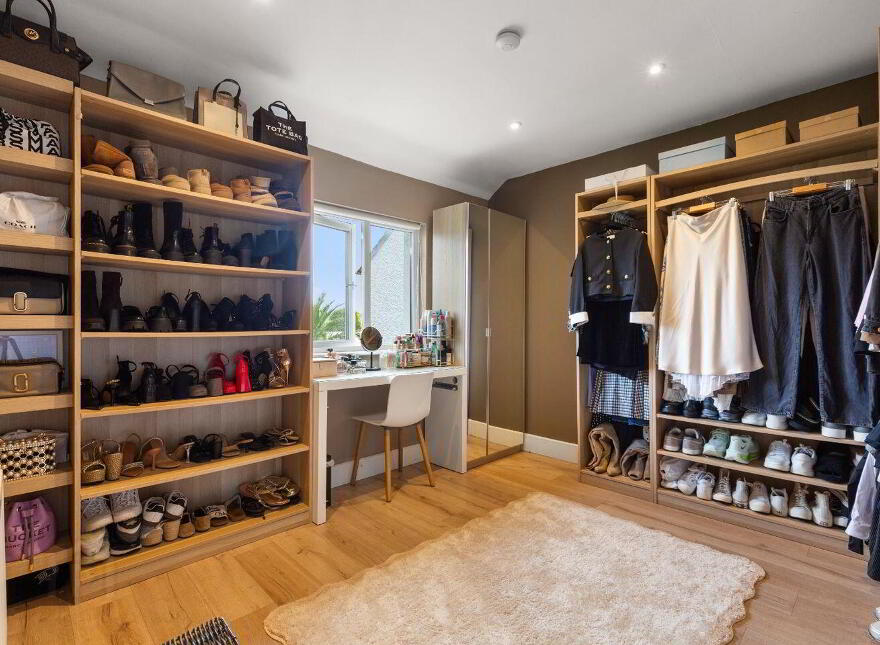 62 Kill Avenue, Dún Laoghaire, Dun Laoghaire, A96KD96