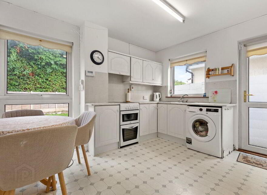 25 Cabinteely Avenue, Cabinteely, Cabinteely, D18WY60