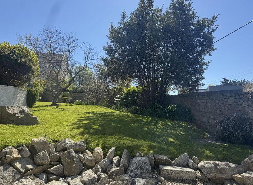 Pilot View Lodge, Harbour Road, Dalkey, A96W328