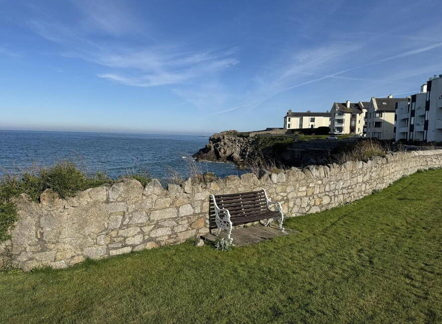 Pilot View Lodge, Harbour Road, Dalkey, A96W328
