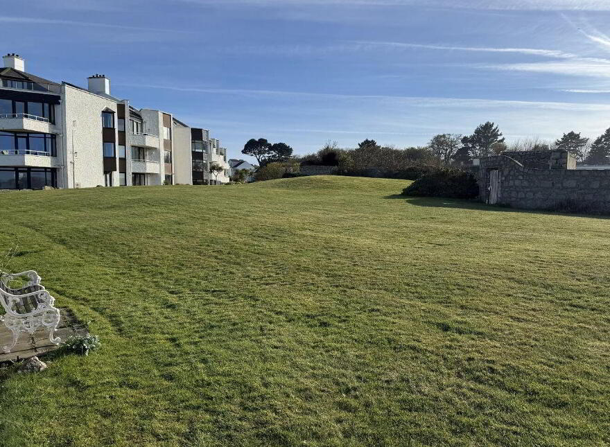 Pilot View Lodge, Harbour Road, Dalkey, A96W328