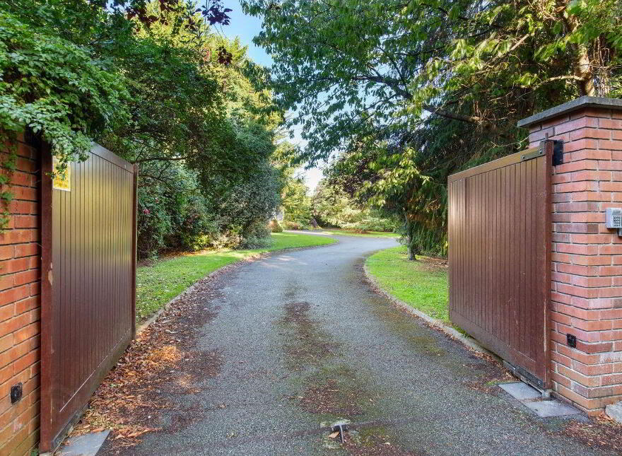 White Gables House, White Gables, Rathmichael, D18P3C6