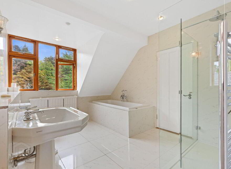 White Gables House, White Gables, Rathmichael, D18P3C6