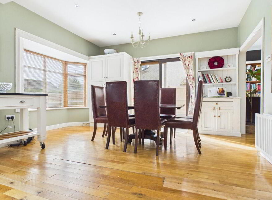 8 Petitswood Manor, Mullingar, N91P9T0
