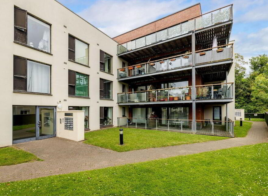 14 The Pines, Diamond Valley, Bray, A98HF90