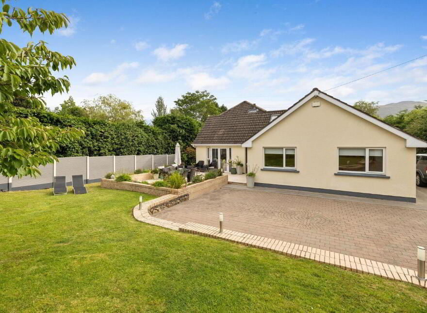 Cloona, Glencap Road, Kilmacanogue, A98DW72